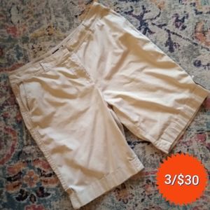 SAKS 5TH AVENUE Bermuda shorts